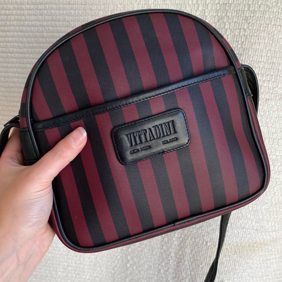 Vintage Handbags - HVOFFRS! Vintage Crossbody Vittadini Stripe Bag
